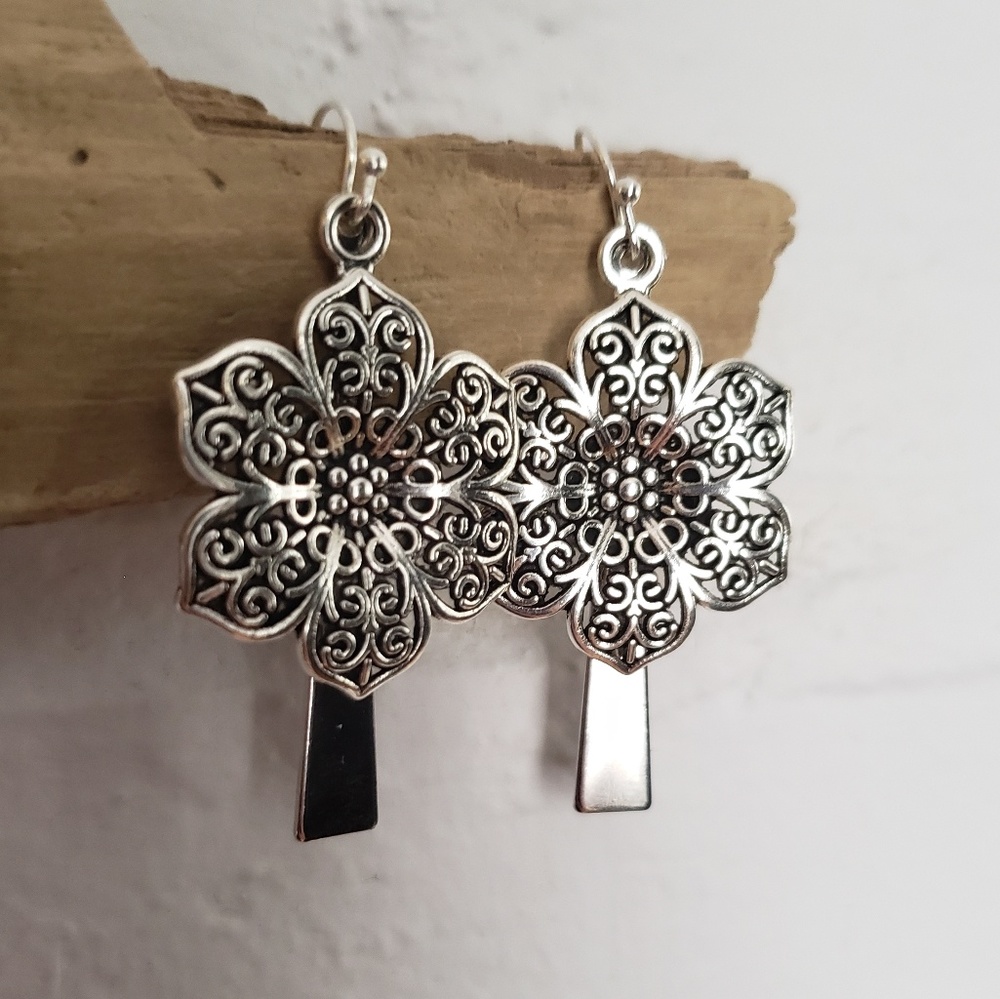 Handmade Nepalese Flower Charm Silver Earrings